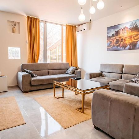 Magico Rooms & Apartments Ni Dış mekan fotoğraf